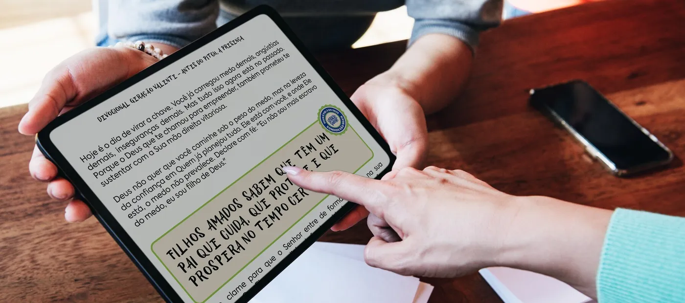 Devocional Antes do Pitch, a Presença aberto em um tablet